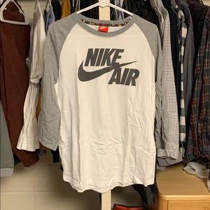 Nike 3/4 sleeve t shirt